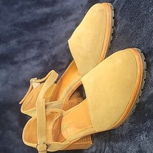 Patina Tan Suede Block Heel D'Orsay Sandals Lug Sole Size 9